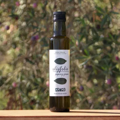 Abma's Olijfolie Peperig groen (Piqual) 500ml, sfeerfoto 1