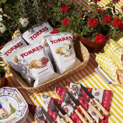 Torres Chips Cured Cheese 150g, sfeerfoto 1